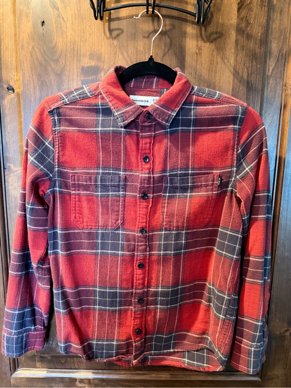 Abercrombie Kids Red & Navy Plaid Flannel LS Button-Down Shirt Boys Size 9/10